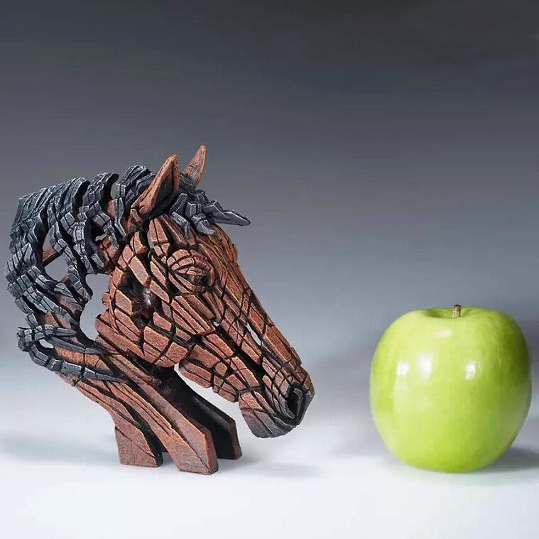 Horse Bust Miniature (Bay) EDMIN05 EDGE sculpture by Matt Buckley