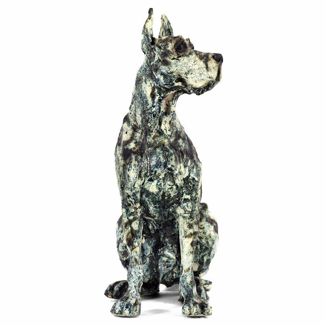 On Guard - Dog Sculpture by April Shepherd - DeMontfort SSHP011