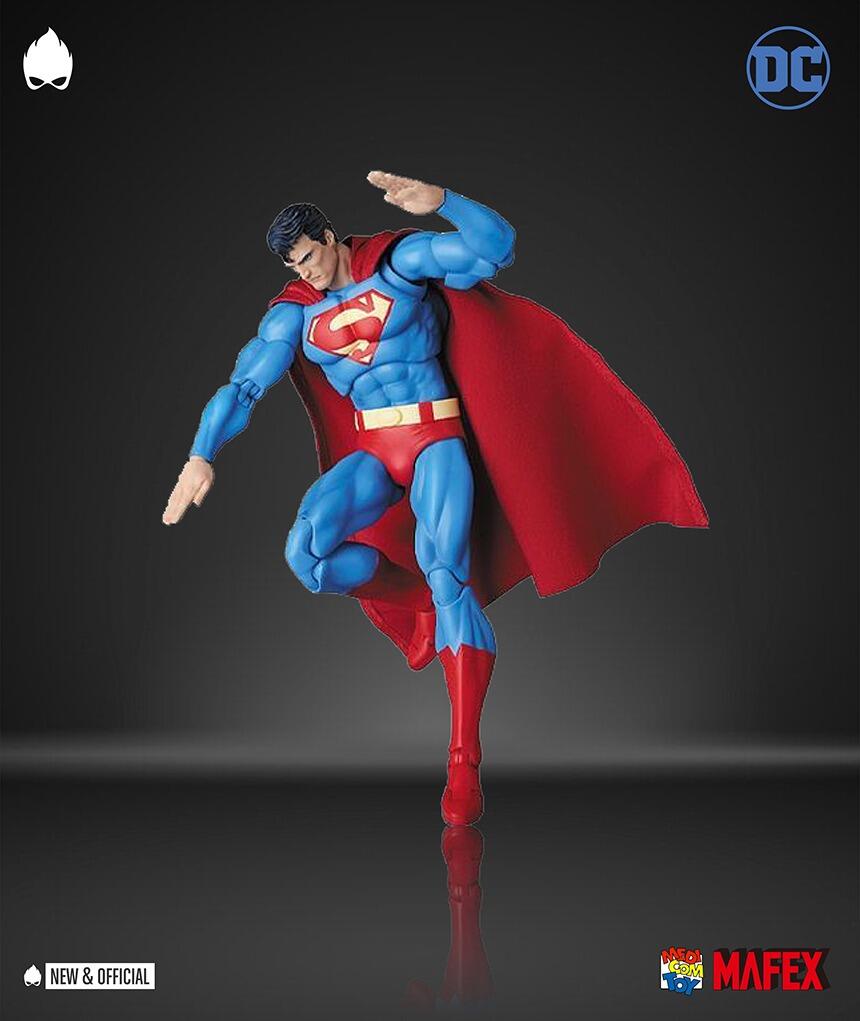 Medicom MAFEX - Batman: Hush Action Figure 1/12 Scale Superman 
