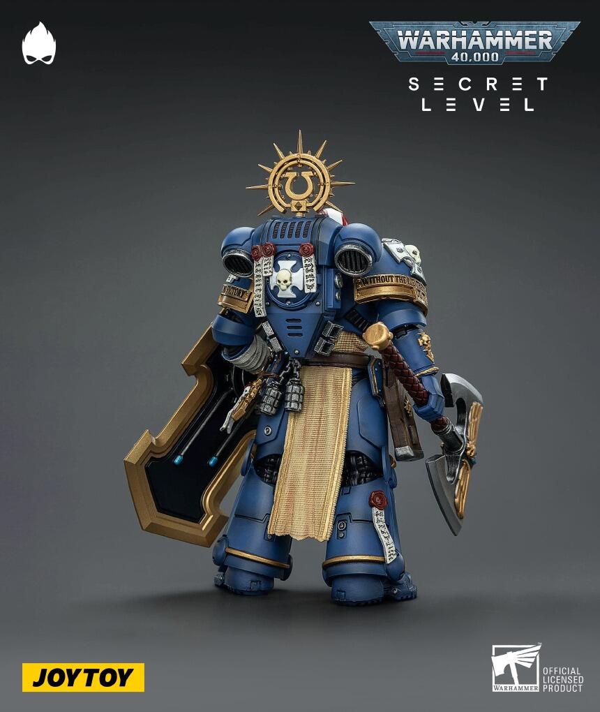 De Toyboys | Warhammer 40,000 Action Figure Ultramarines Metaurus with Power Axe, Stormshield and Plasma Pistol 13 cm
