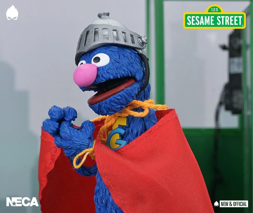 NECA - Sesame Street Action Figure 1/10 Scale Ultimate Super Grover