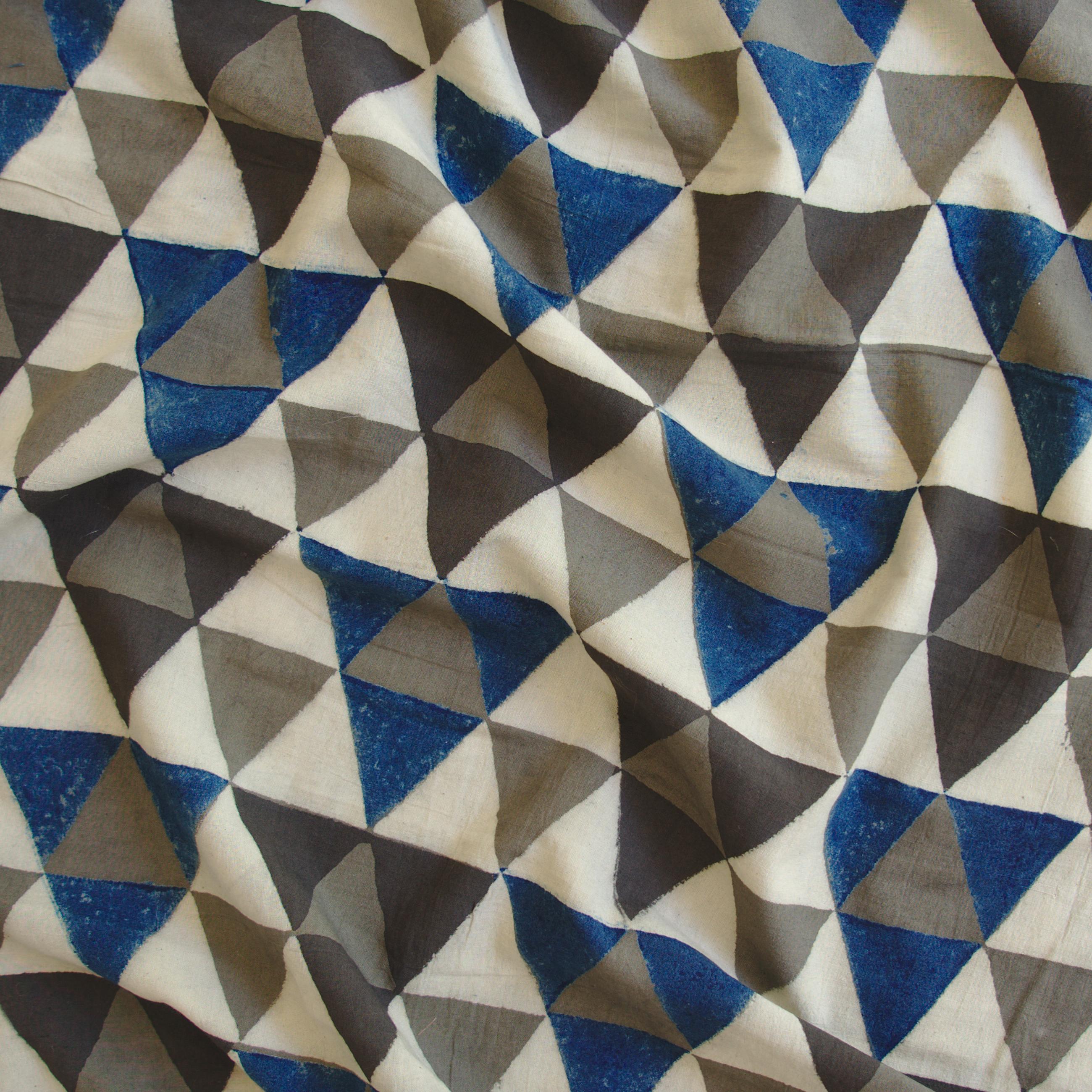 Block Printed Fabric, 100% Cotton, Ajrak Design: Beige Base, Small Grey Triangles, Big Indigo Blue, Black Triangles. Contrast