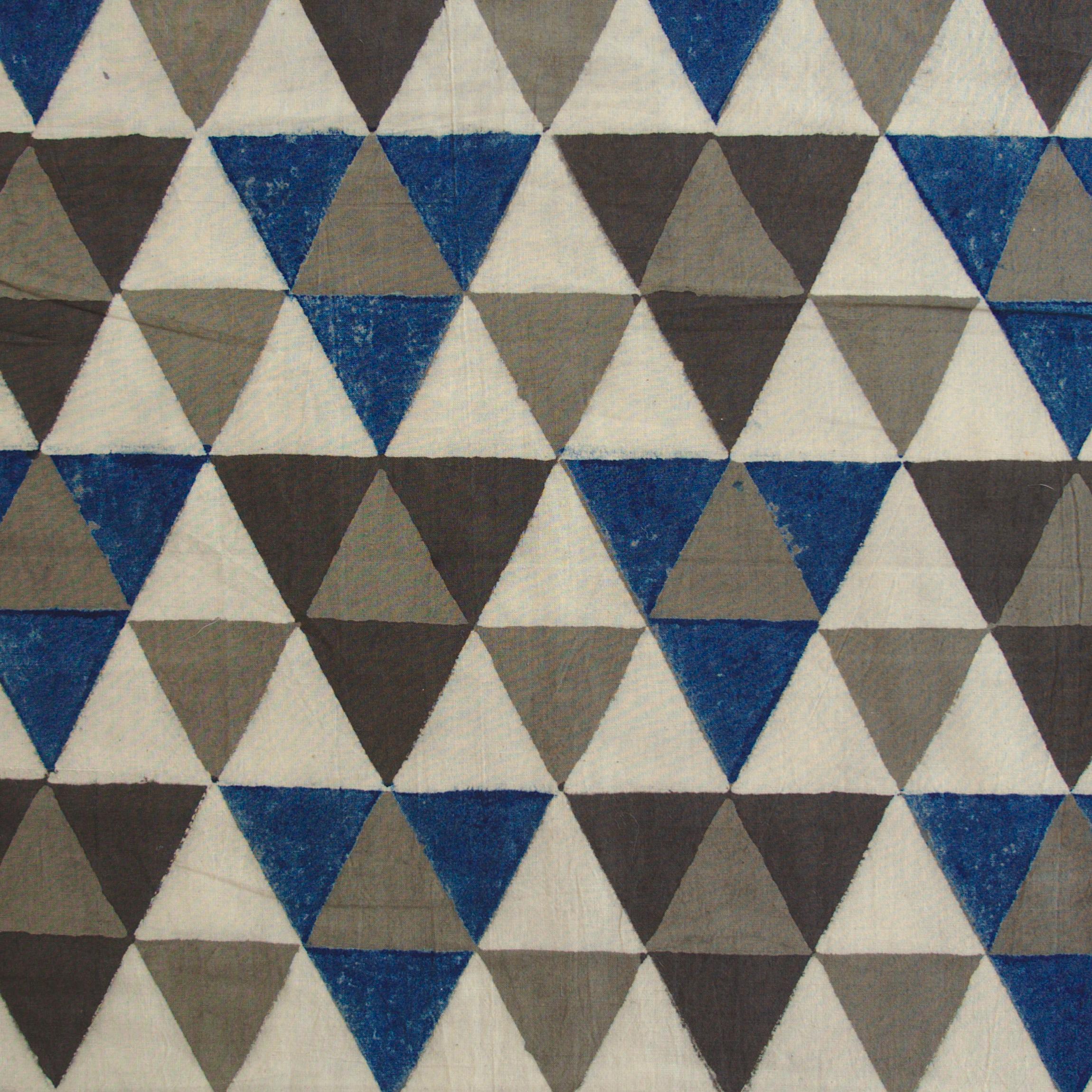 Block Printed Fabric, 100% Cotton, Ajrak Design: Beige Base, Small Grey Triangles, Big Indigo Blue, Black Triangles. Close Up