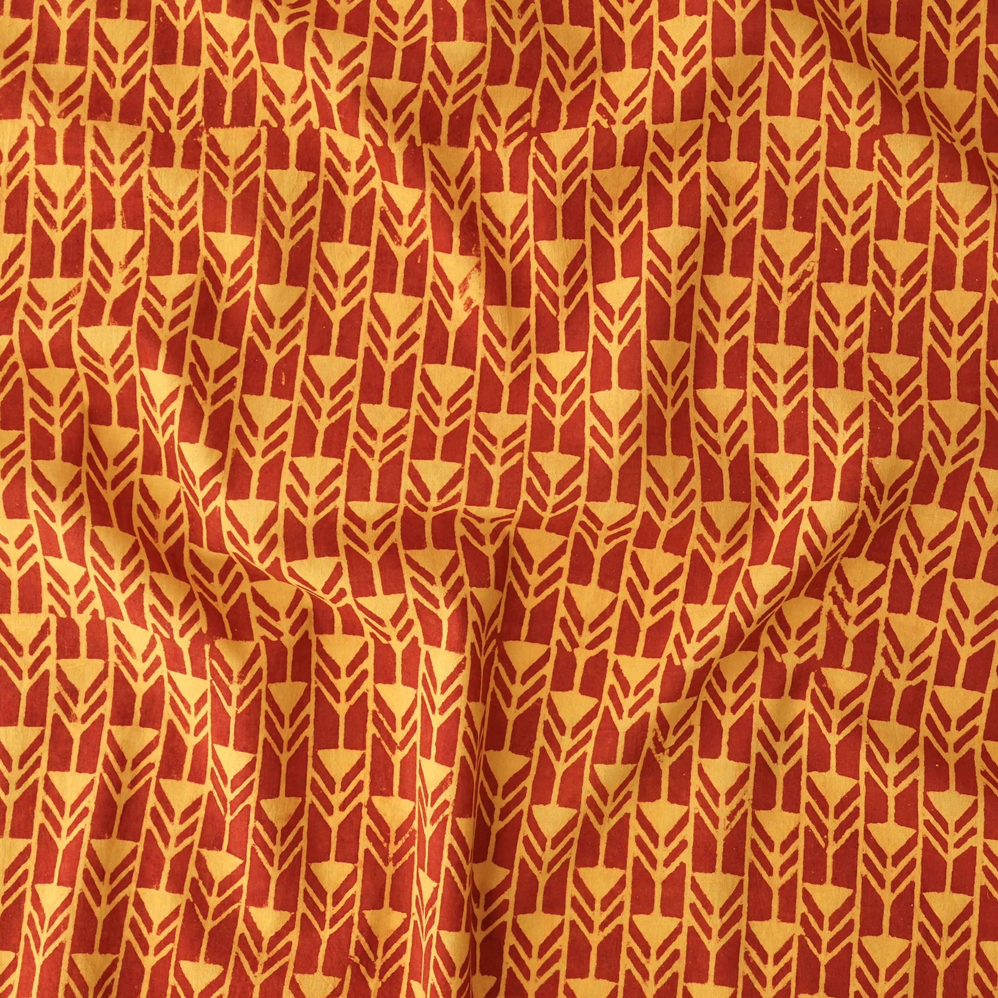 Woodblock-Printed Cotton Fabric - Arrows Print - Dyed in Turmeric & Alizarin - Contrast