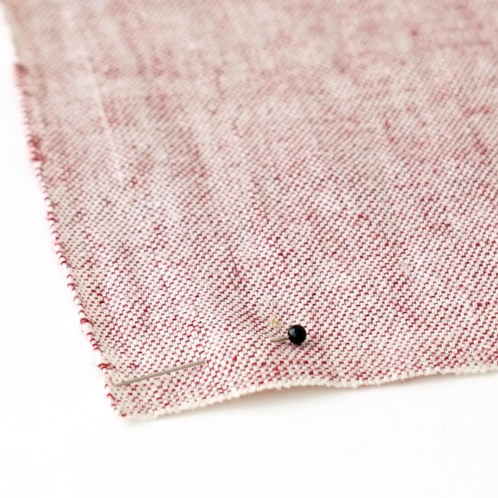 Organic Kala Cotton - Handloom Woven - Irregular Basket Weave - 2 by 1 - White & Red - Yarn Dye - Shot Cotton - Pin