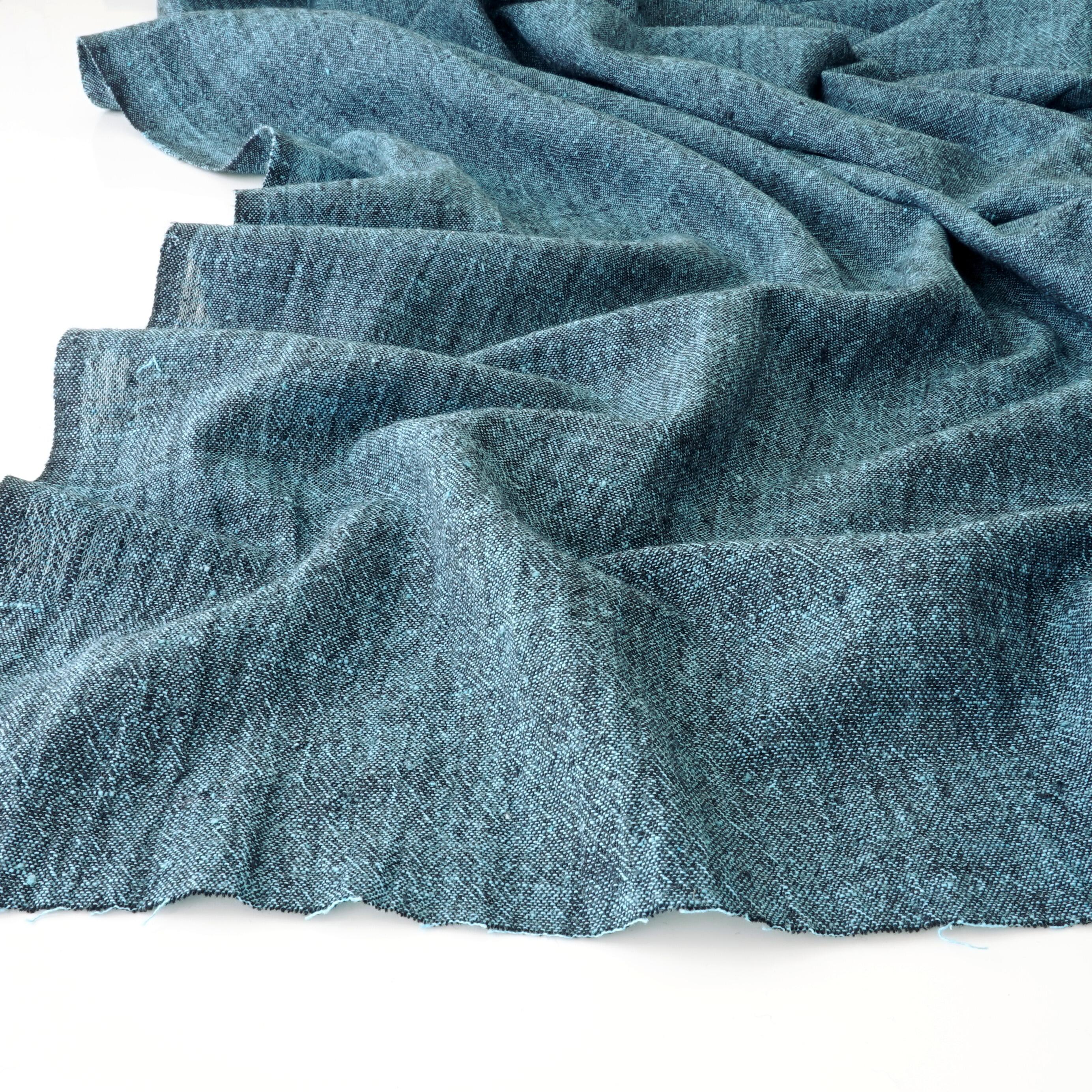 KJC24 - Handloom-woven Cotton Fabric - Shot Cotton - Cross Colour - Black Warp, Turquoise Weft - Plain Weave - Contrast