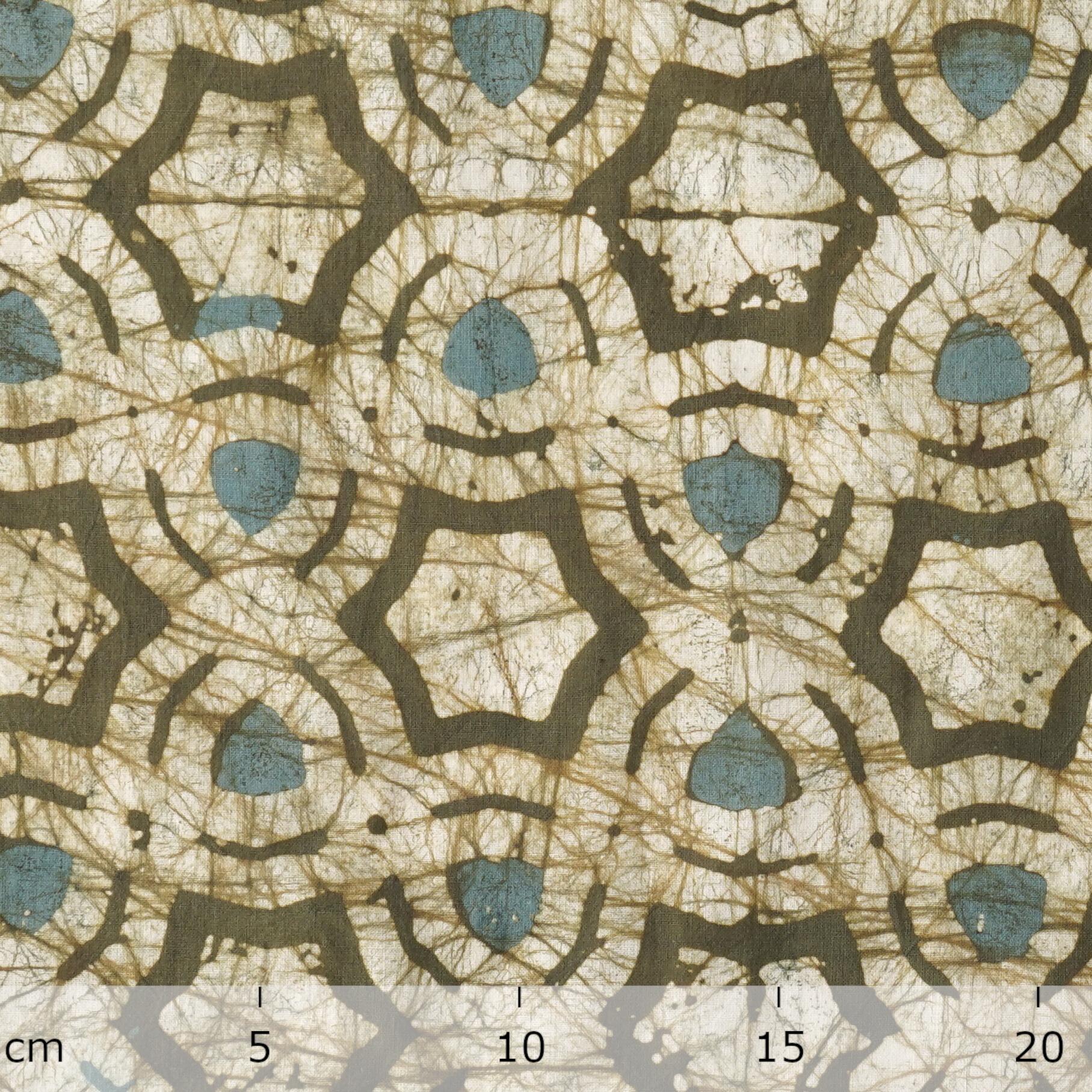 Block-Printed Batik Fabric - Cotton Cloth - Reactive Dyes - Zimtstern Design - Ruler