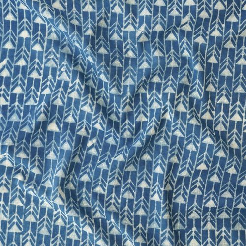 2 - AHM47 - Block-Printed Cotton Fabric From India - Arrows Motif - Indigo Dye - Contrast