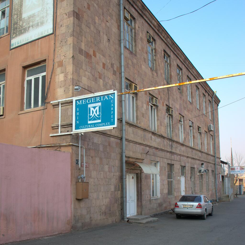 A Visit to an Armenian Carpet Weaving Workshop
