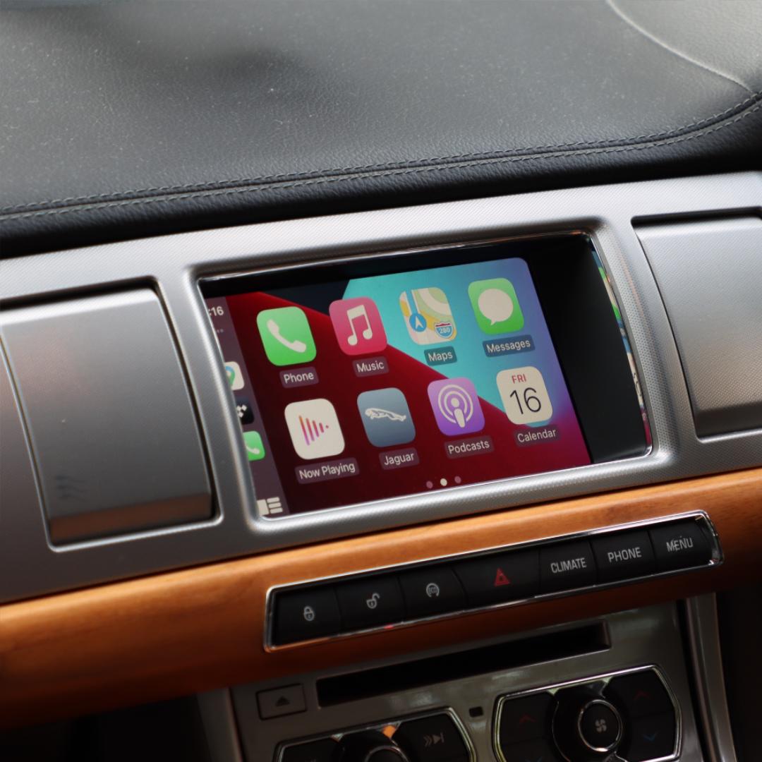 jaguar xf wireless apple CarPlay