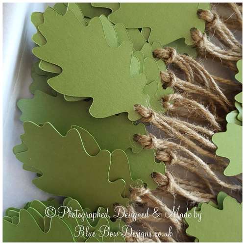 Leaf green pearl,Oak leaf tags with hessian string pearl green card