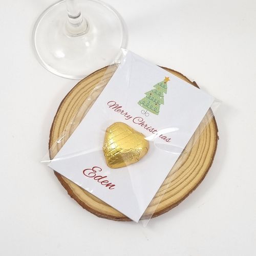 Christmas table party favours with guest, friends or family names