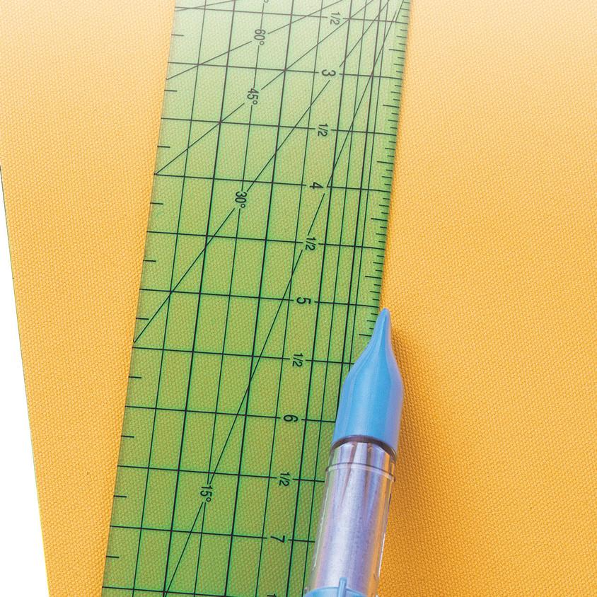 Clover Chaco Liner Pen Style Blue In Use