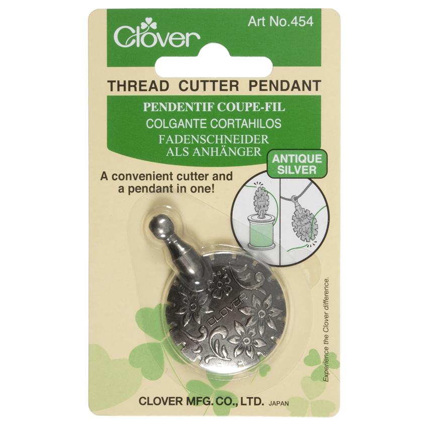 Clover Thread Cutter Pendant in packaging