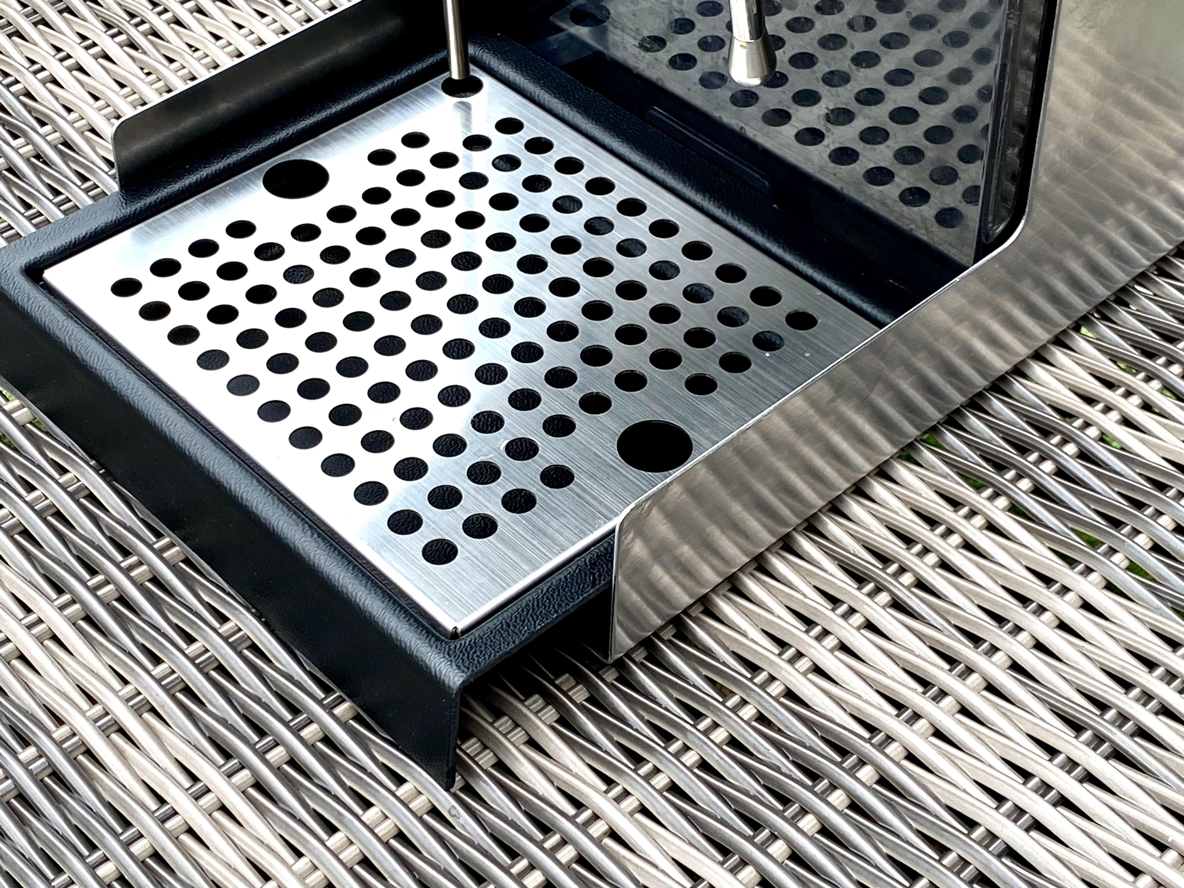 Extended MAX Drip tray with grate and tube installed side