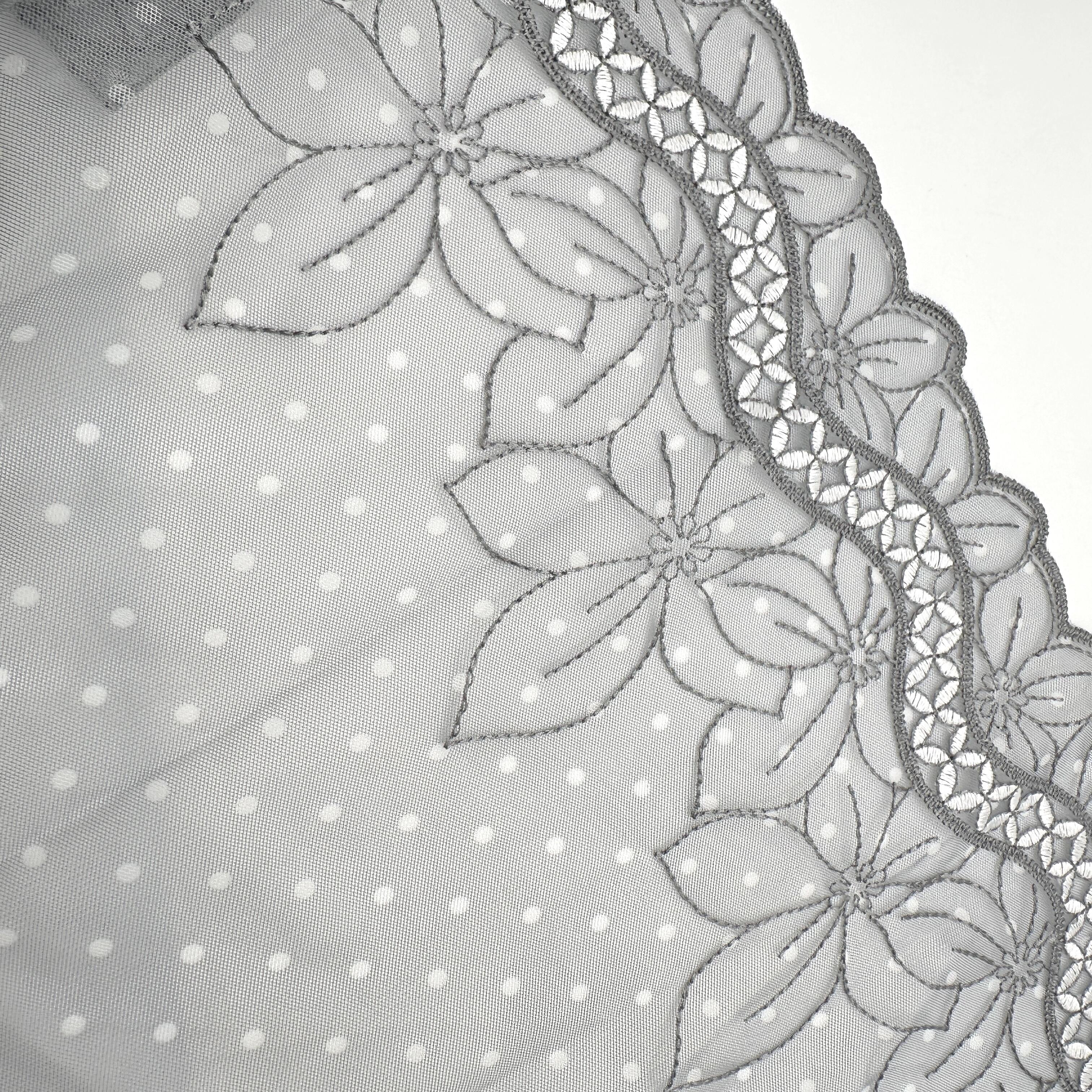 closeup-grey-tulle-with-silver-band.jpg