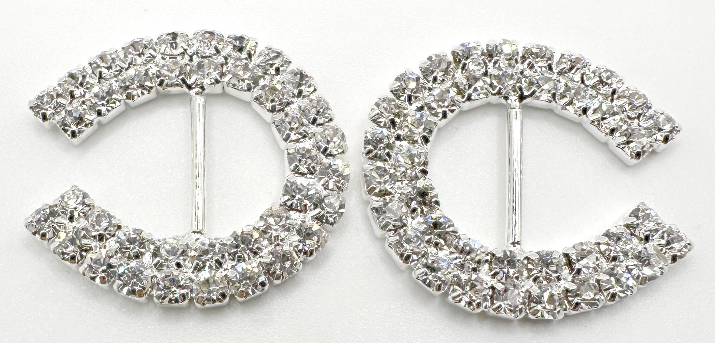 stunning-steampunk-crystal-horseshoe-charm9.jpg
