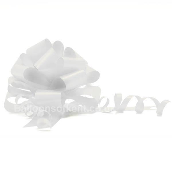 white pull bow
