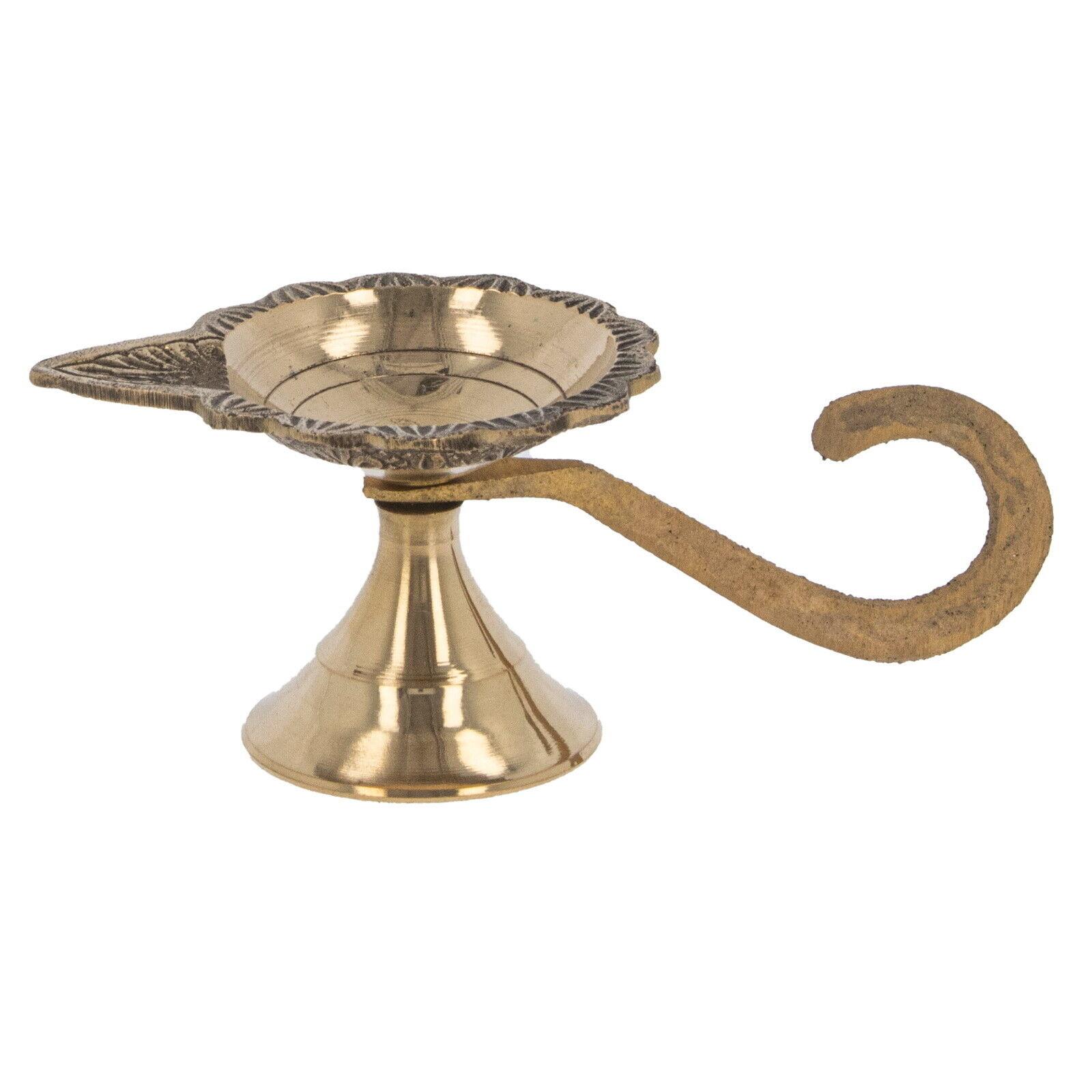 Diya (lampe à Huile) En Laiton Pour Pooja - 3 Pouces, Doré - Décoration Fêtes Indiennes, Méditation, Temple