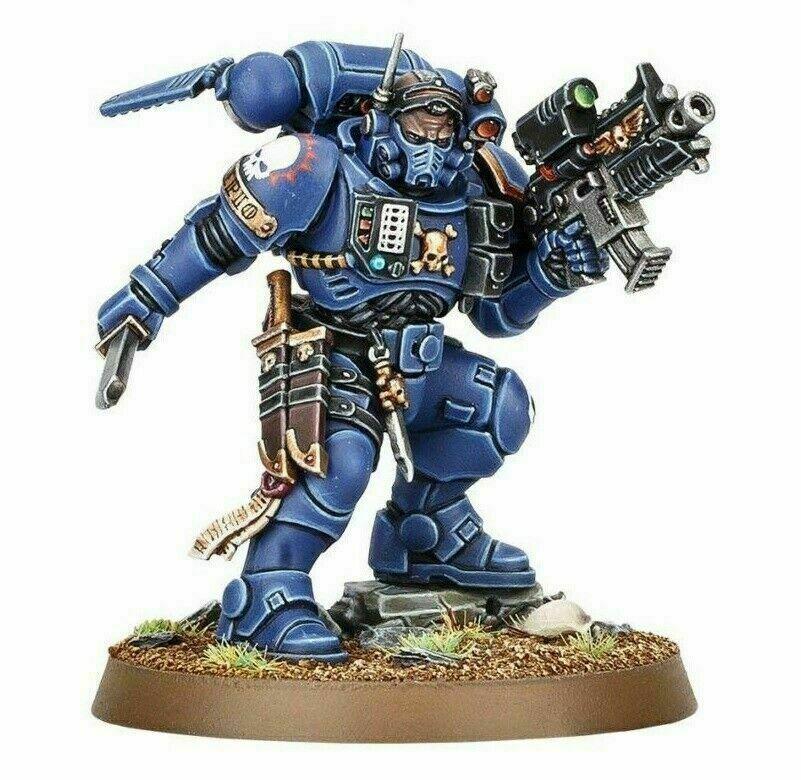 Space Marine Primaris Lieutenant in Phobos Armour New on Sprue