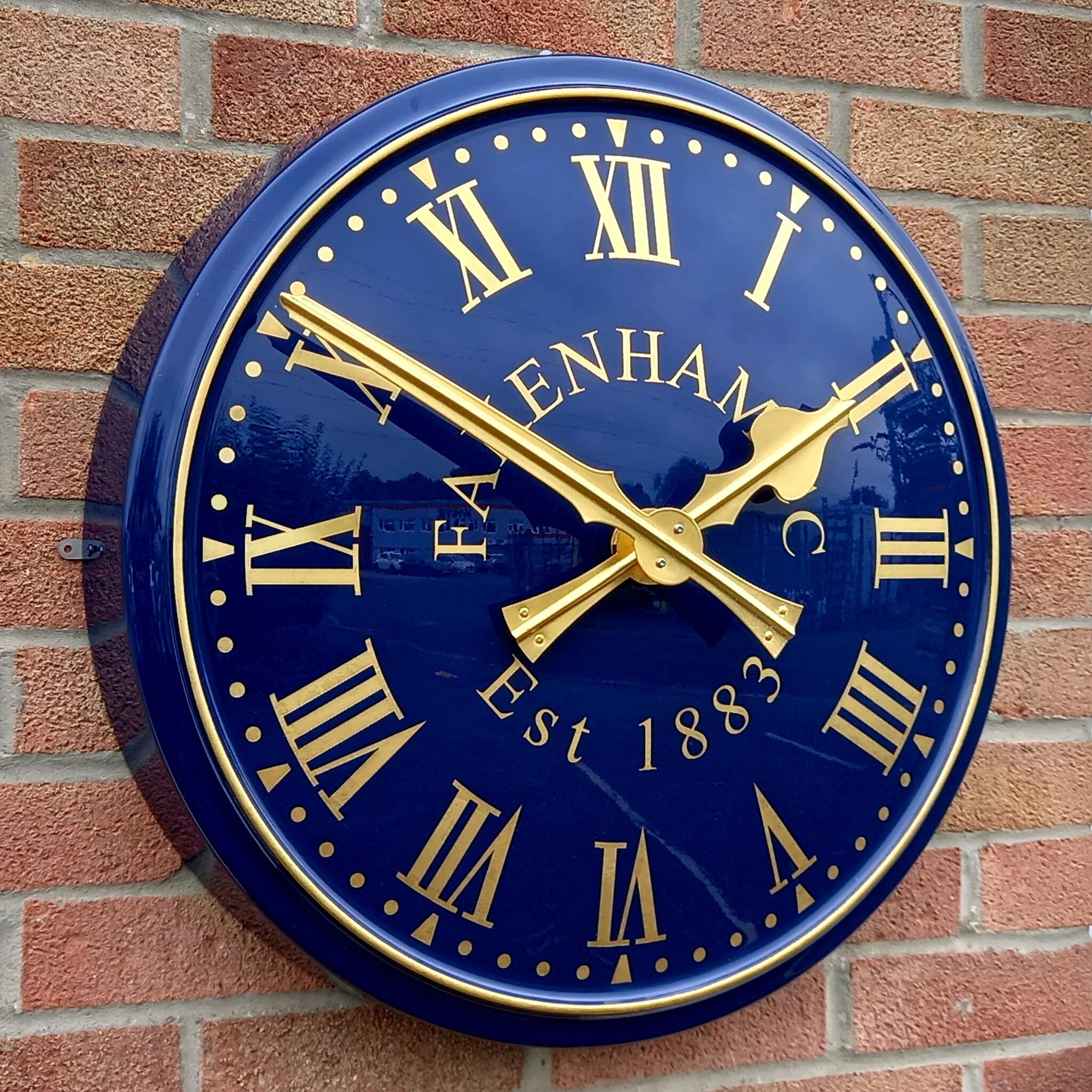 Return Edge Clock - Roman