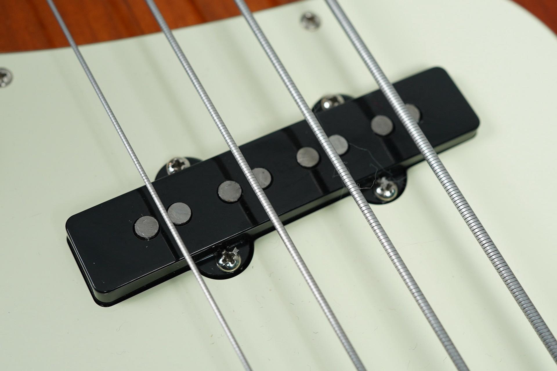 Fender American Professional Jazz Bass Fretless
