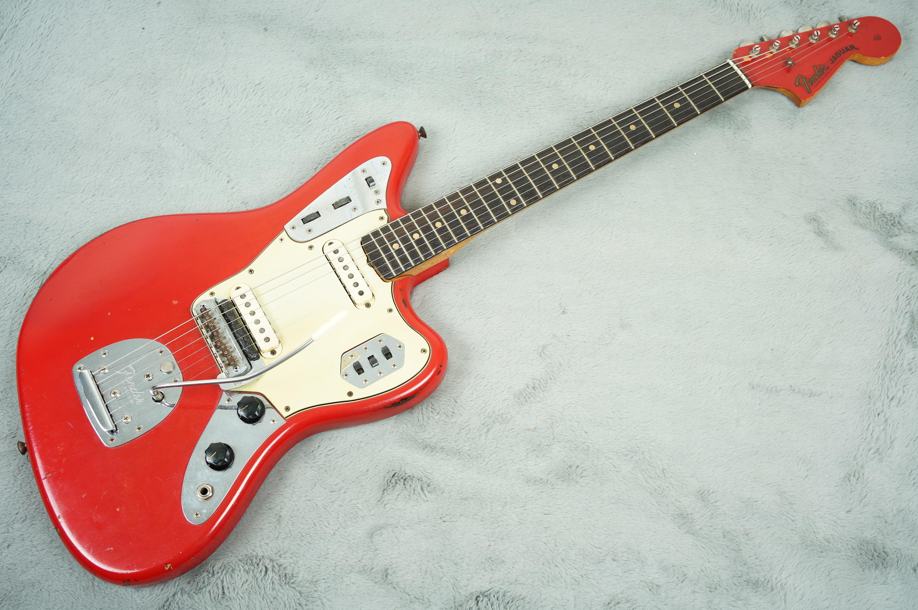 Fender jaguar store cherry red