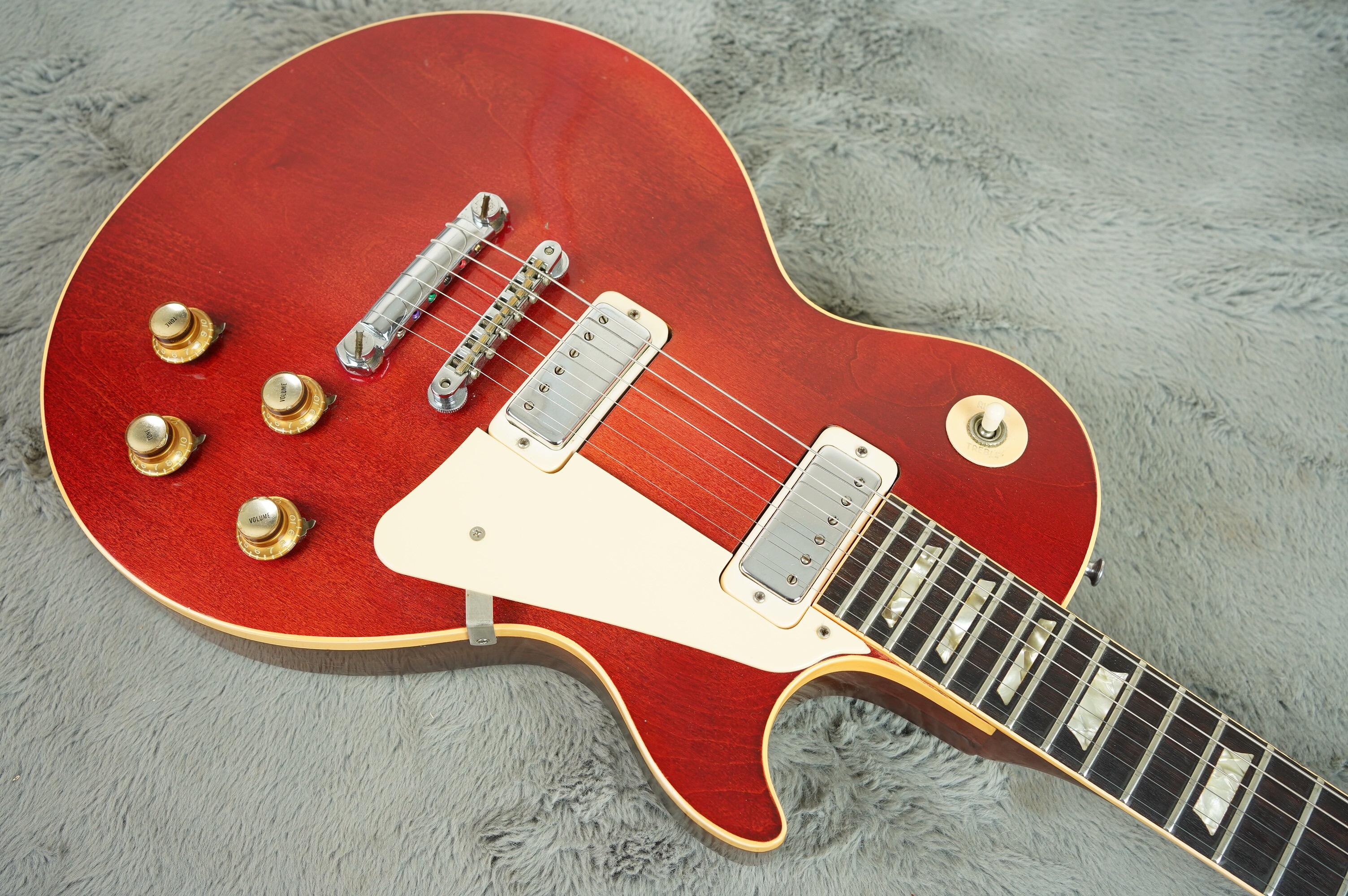 1973 Gibson Les Paul Deluxe Cherry Red