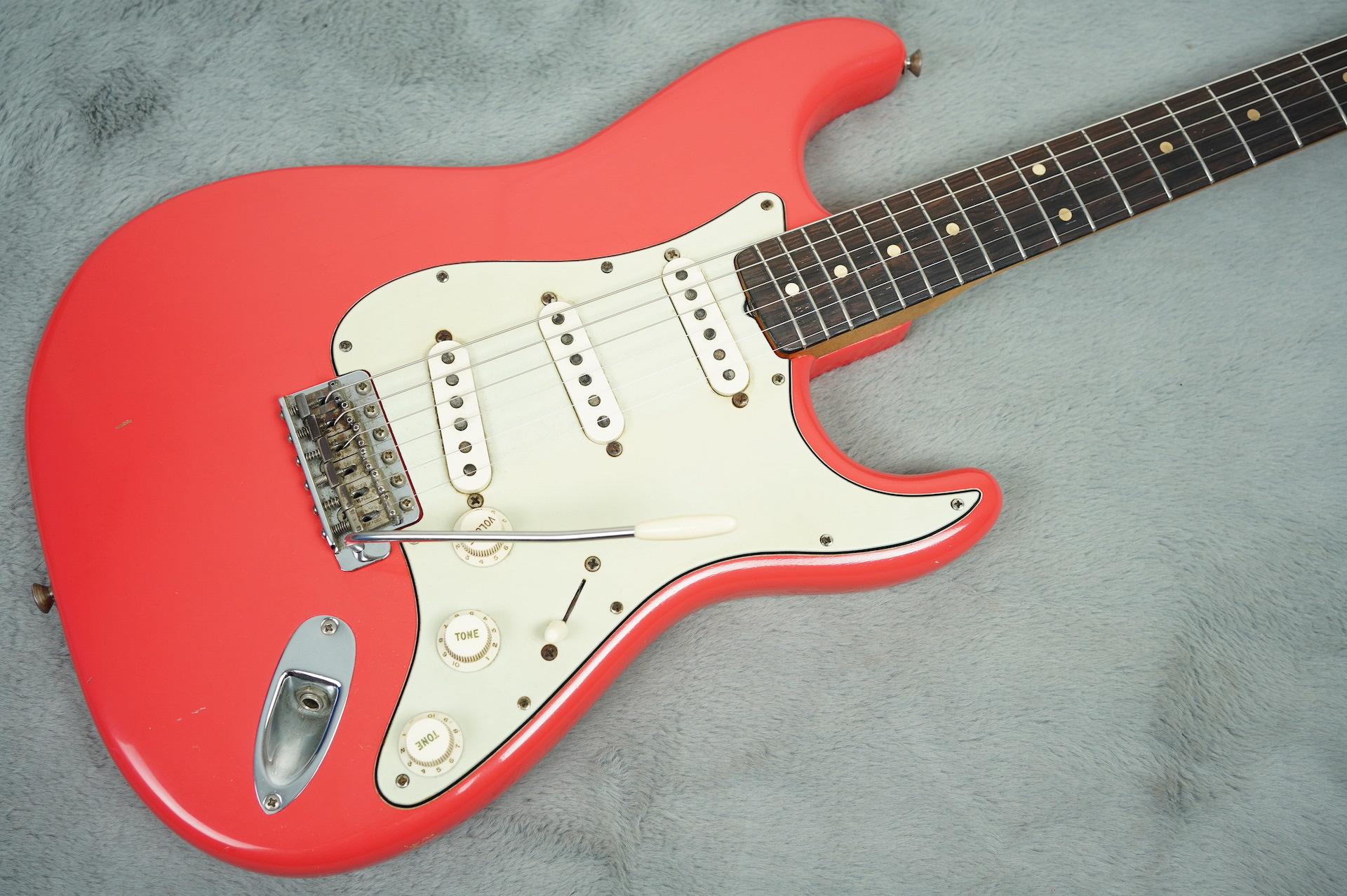 1962 Fender Stratocaster Fiesta Red refin