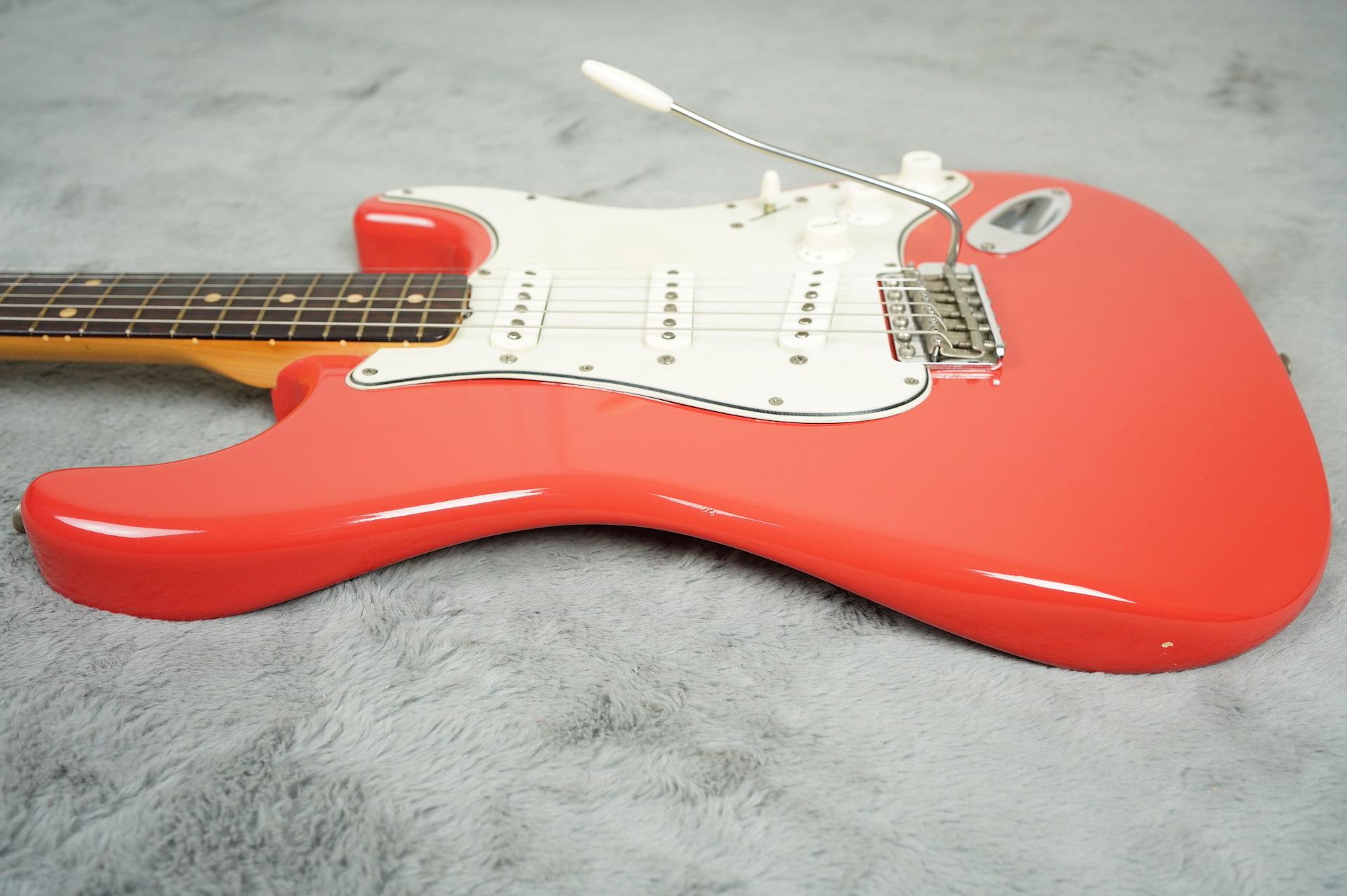 Chris deals rea stratocaster