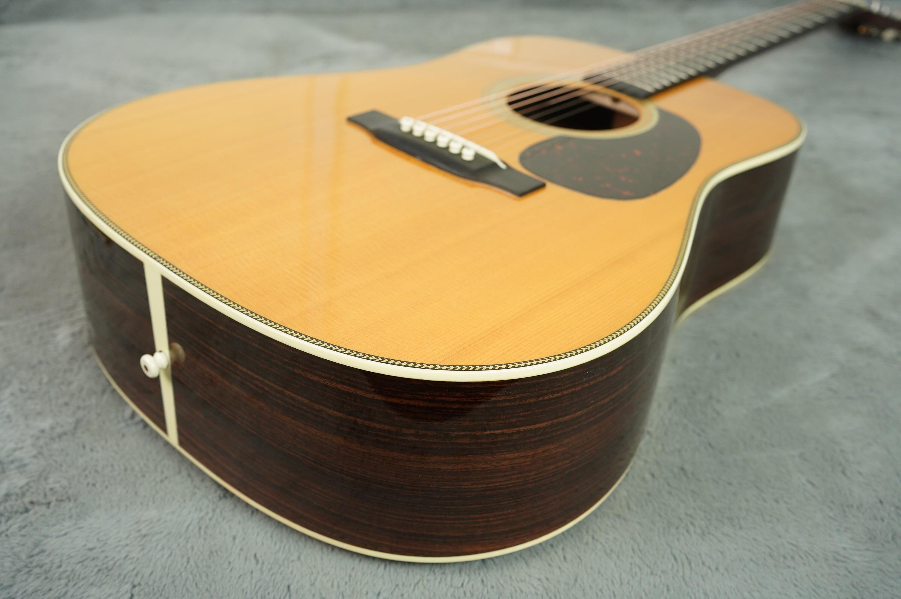 2015 Martin HD-28V + OHSC*