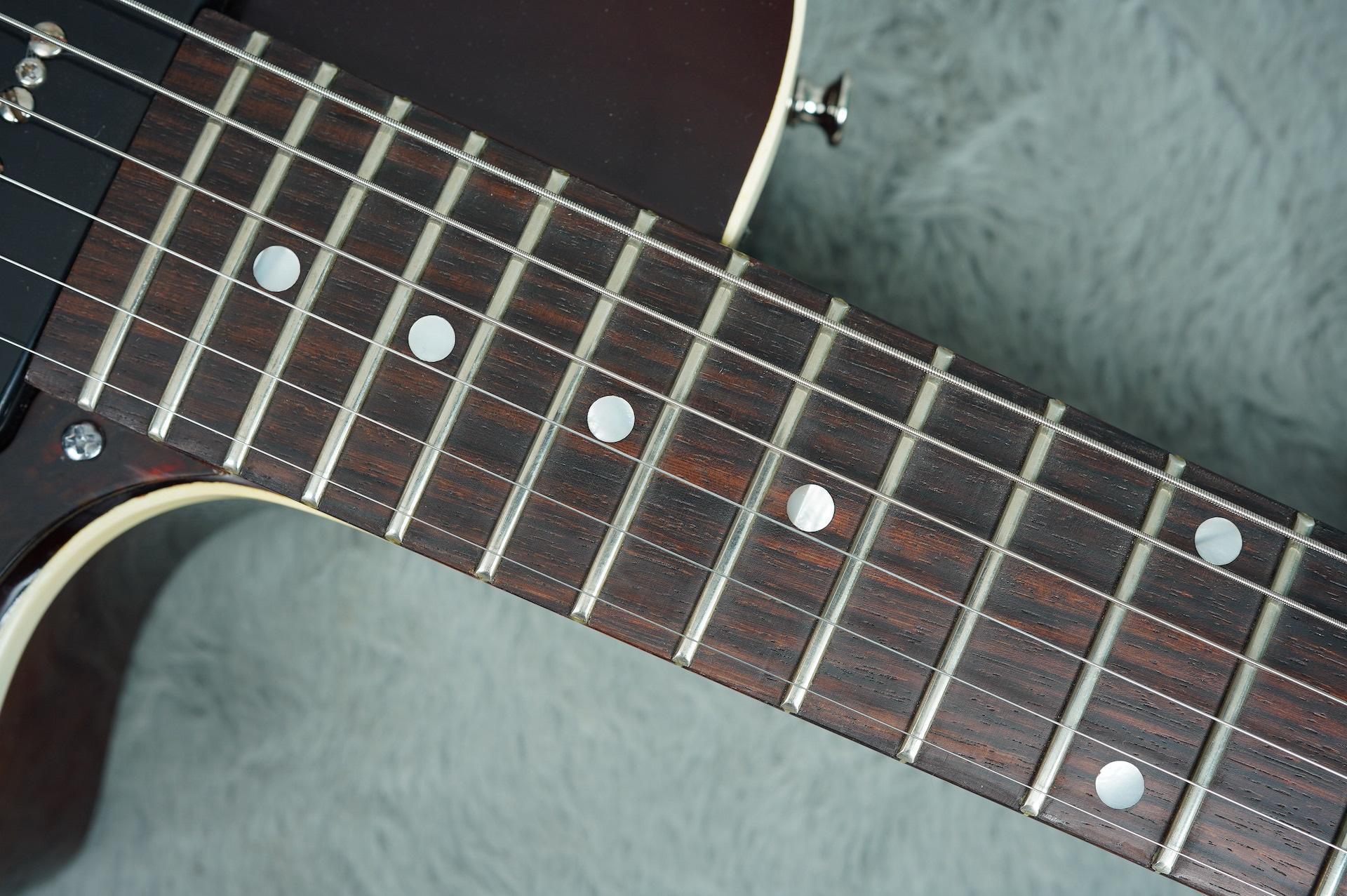 Ivison Guitars The Hurricane Junior Burst + OHSC