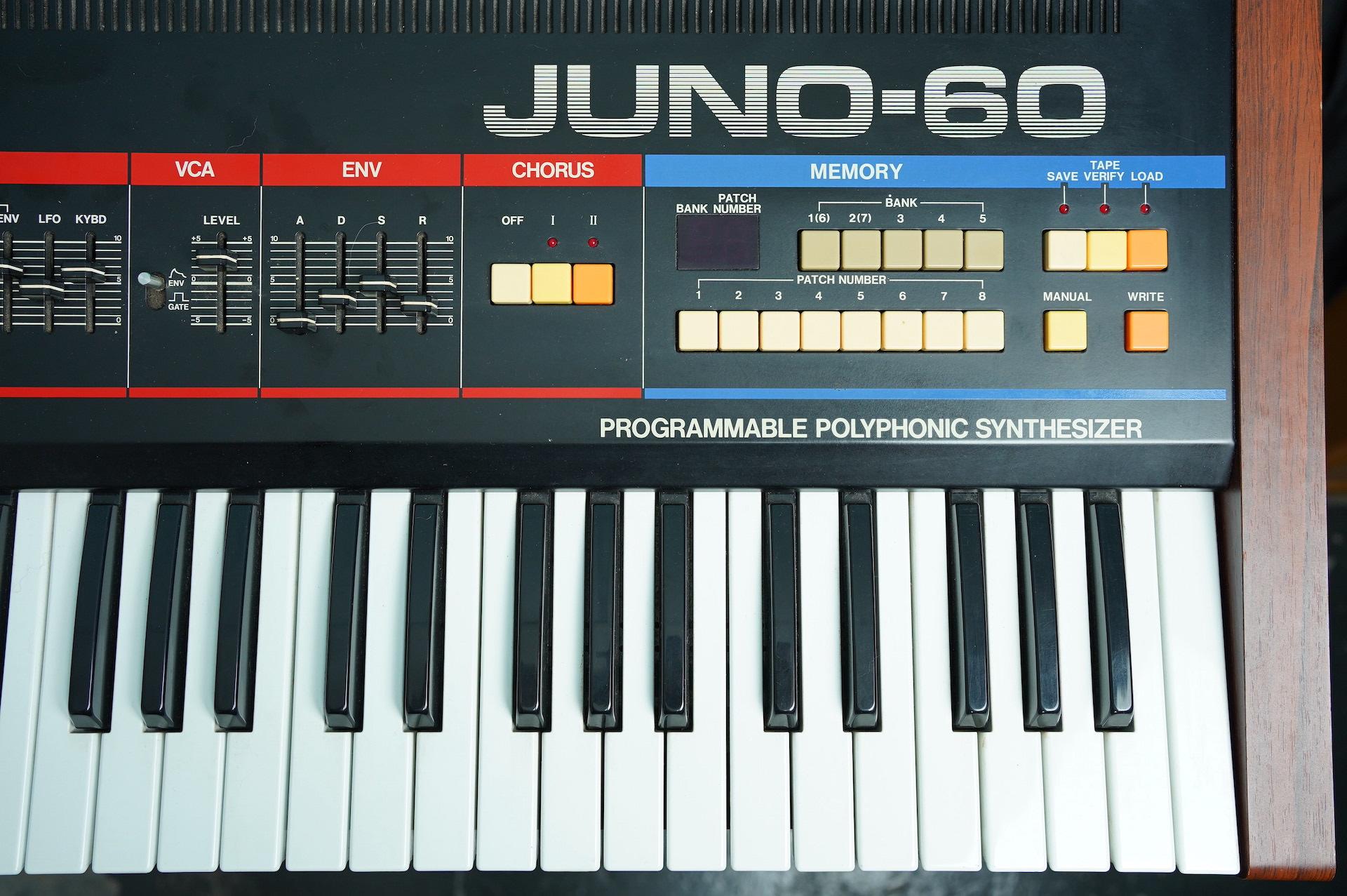 Roland Juno-60 Synthesizer - Near MINT!