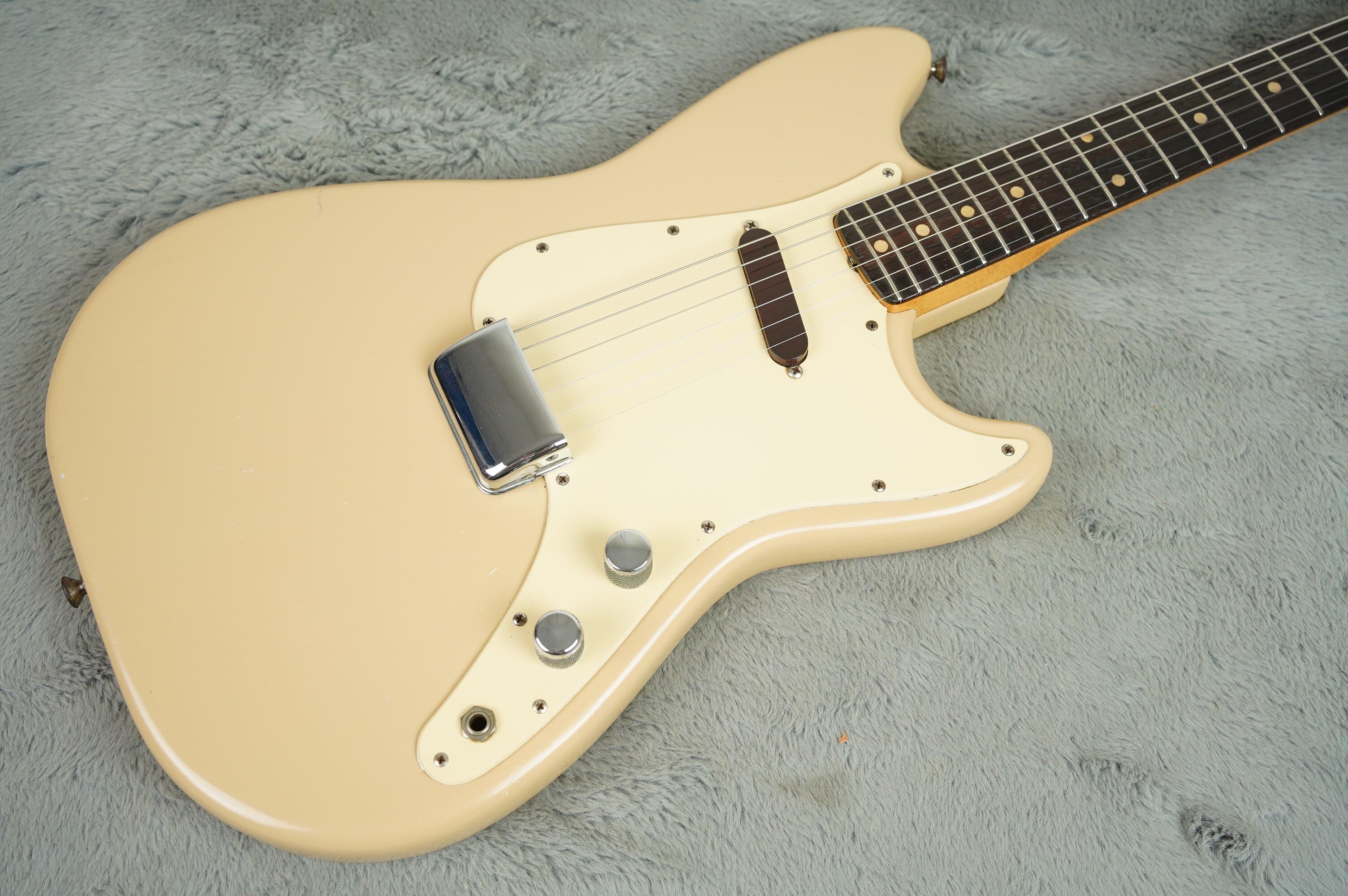 1960 Fender Musicmaster refin