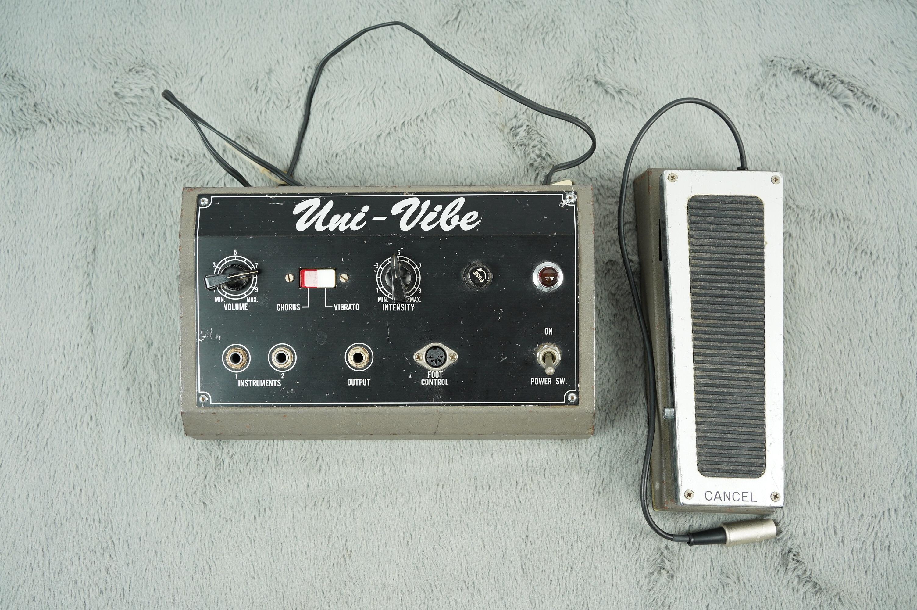 ギター Shin-ei Vibe Uni Vibe shin-ei-vibe@1400x1050-