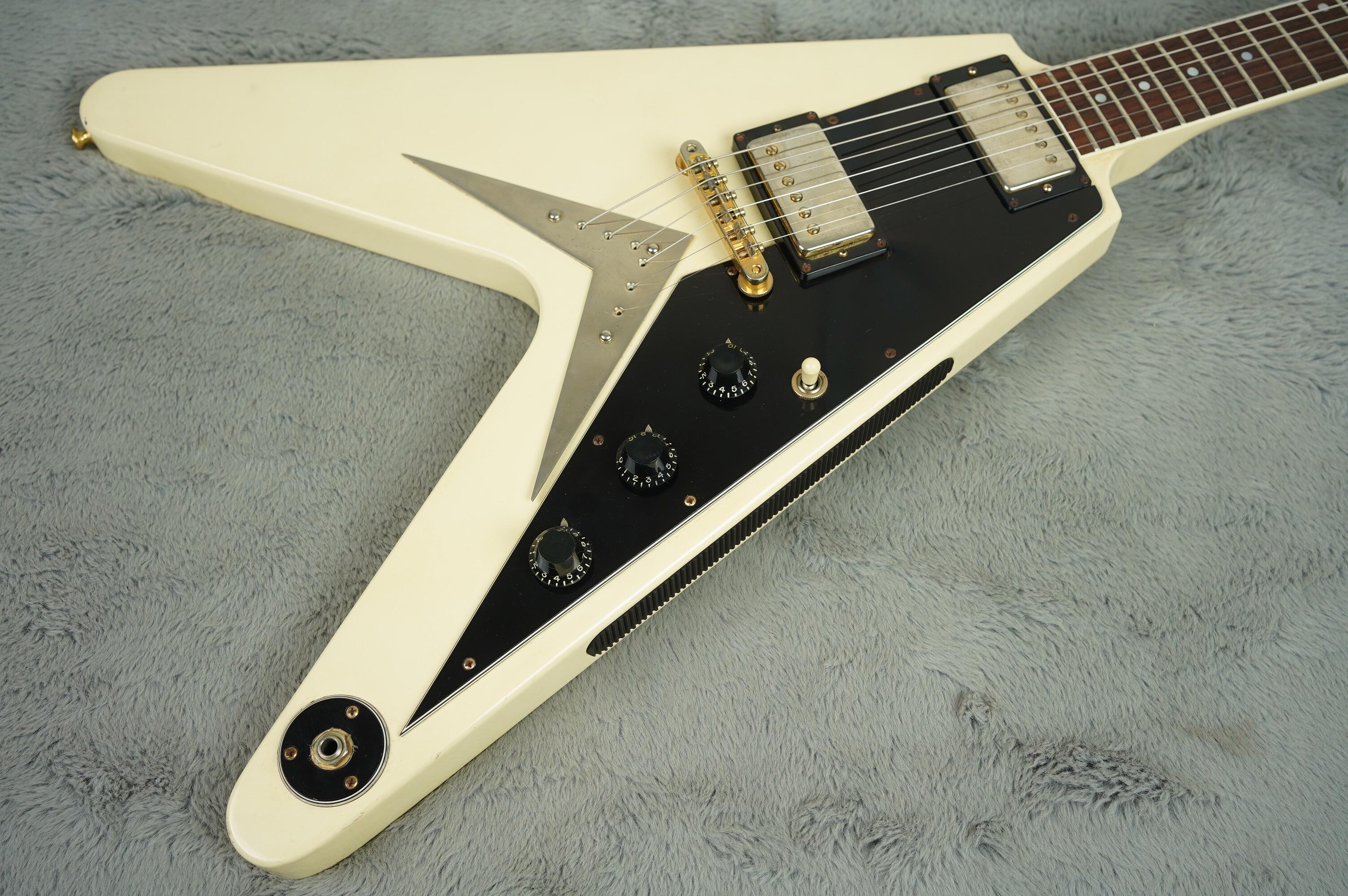 1982 Gibson Flying V FF-82 White