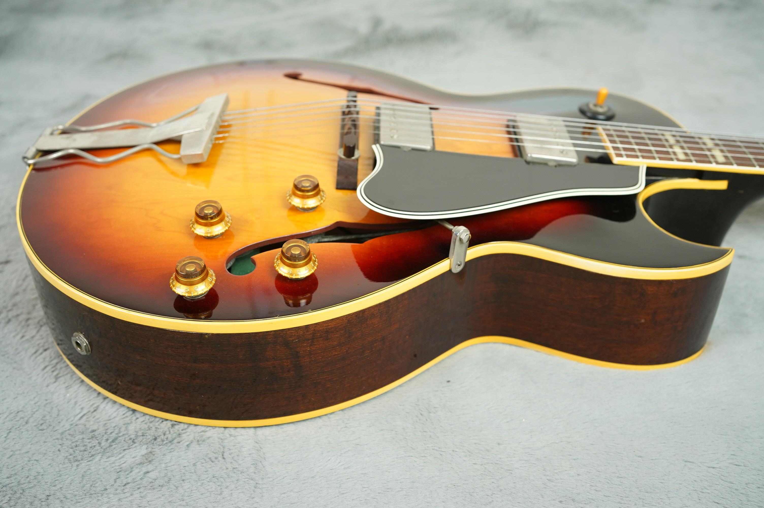 1959 Gibson ES-175D with Double White PAF's
