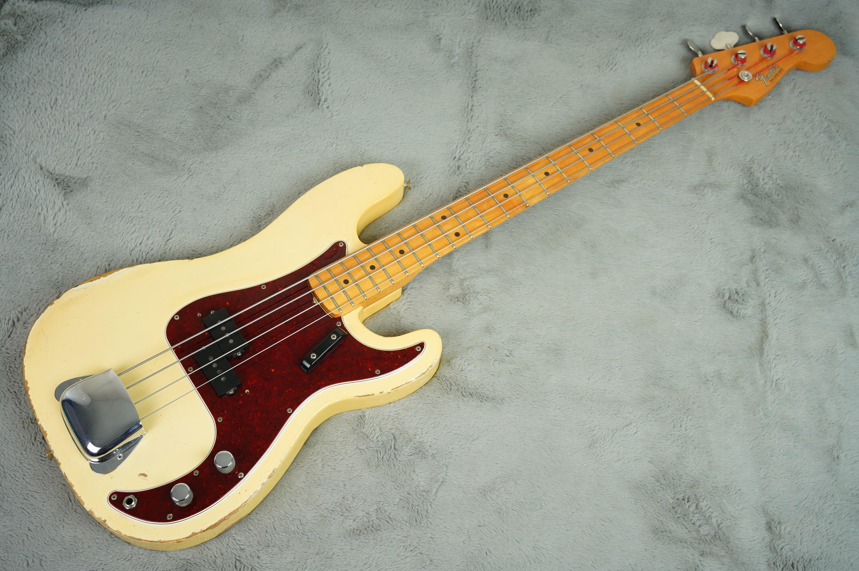 Fender precision on sale maple neck