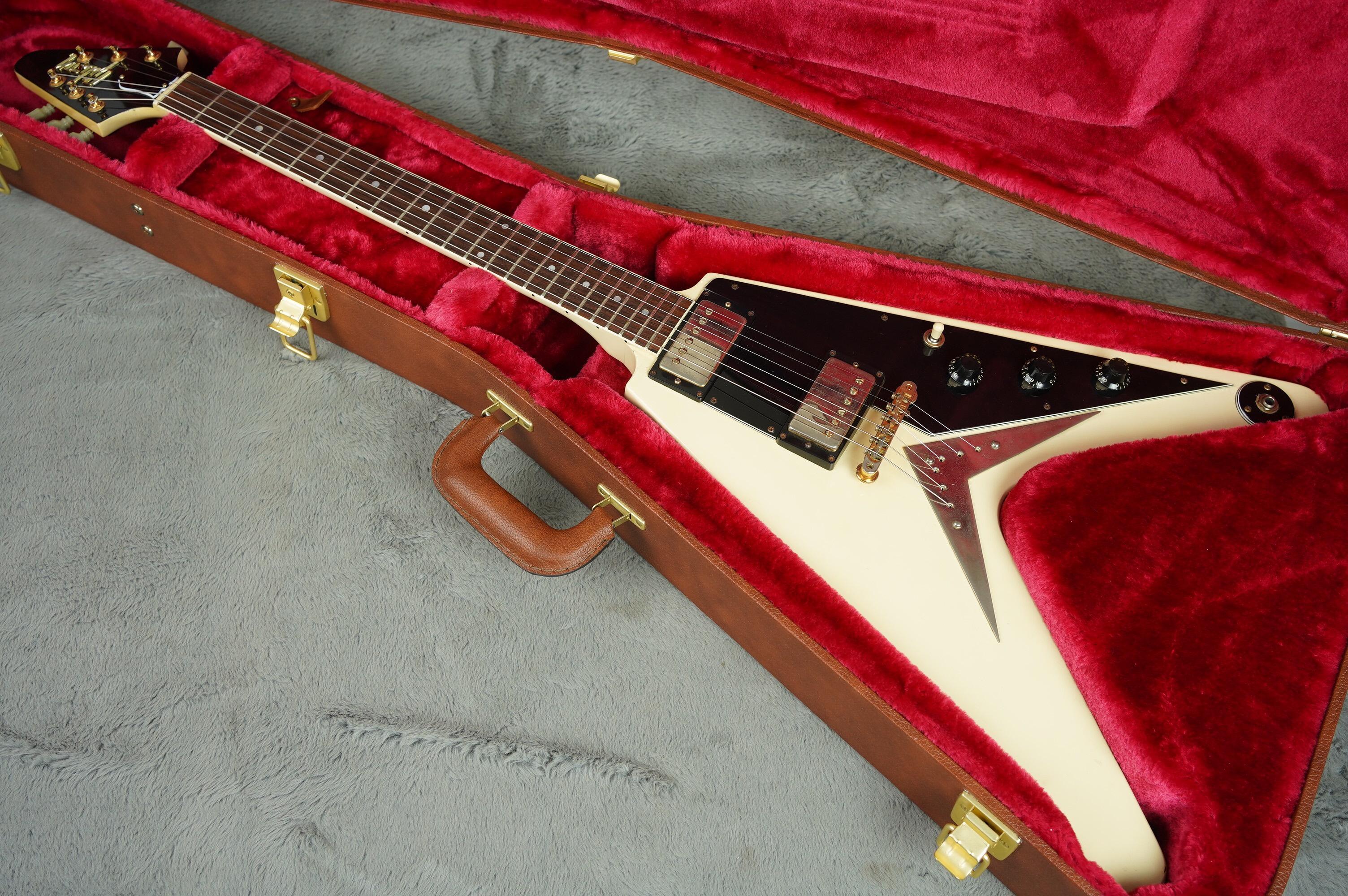 1982 Gibson Flying V FF-82 White