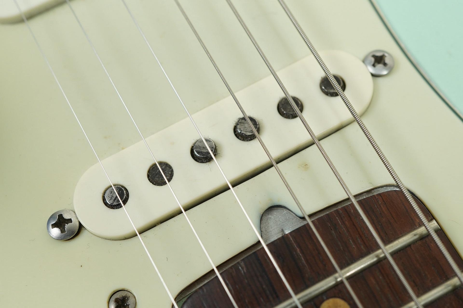 1964 Fender Stratocaster Sonic Blue refin