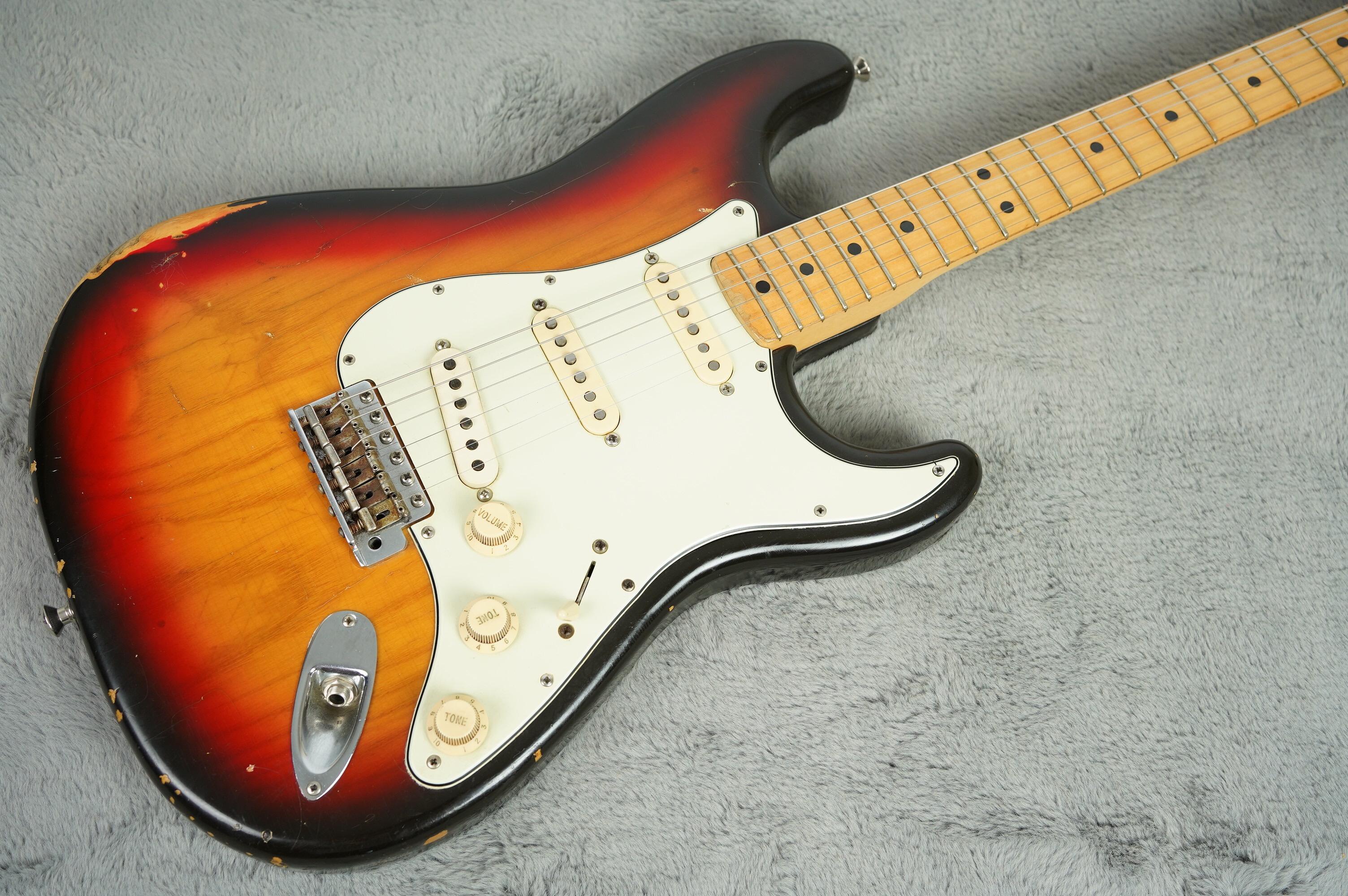 1974 Fender Stratocaster + HSC