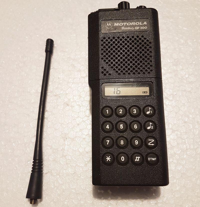 Motorola GP300 5 Tone with display and keypad