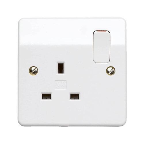 MK Logic Plus 1 Gang 13A Switched Double Pole Single Socket, White