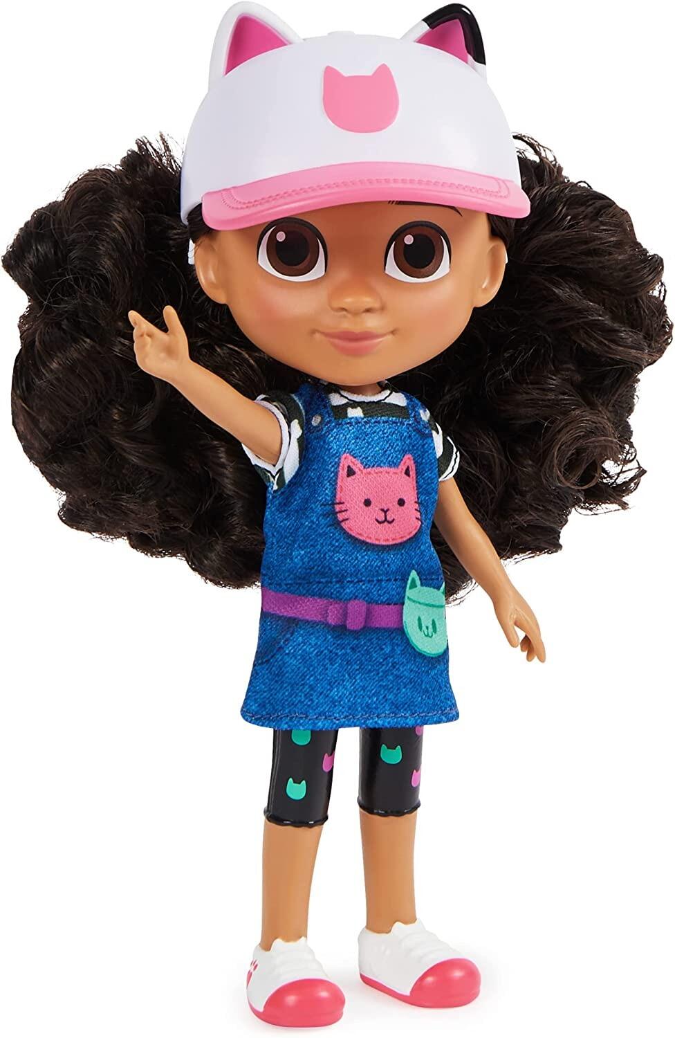 Gabby's Dollhouse, 8-inch Gabby Girl Doll (Travel Edition) with Accessories