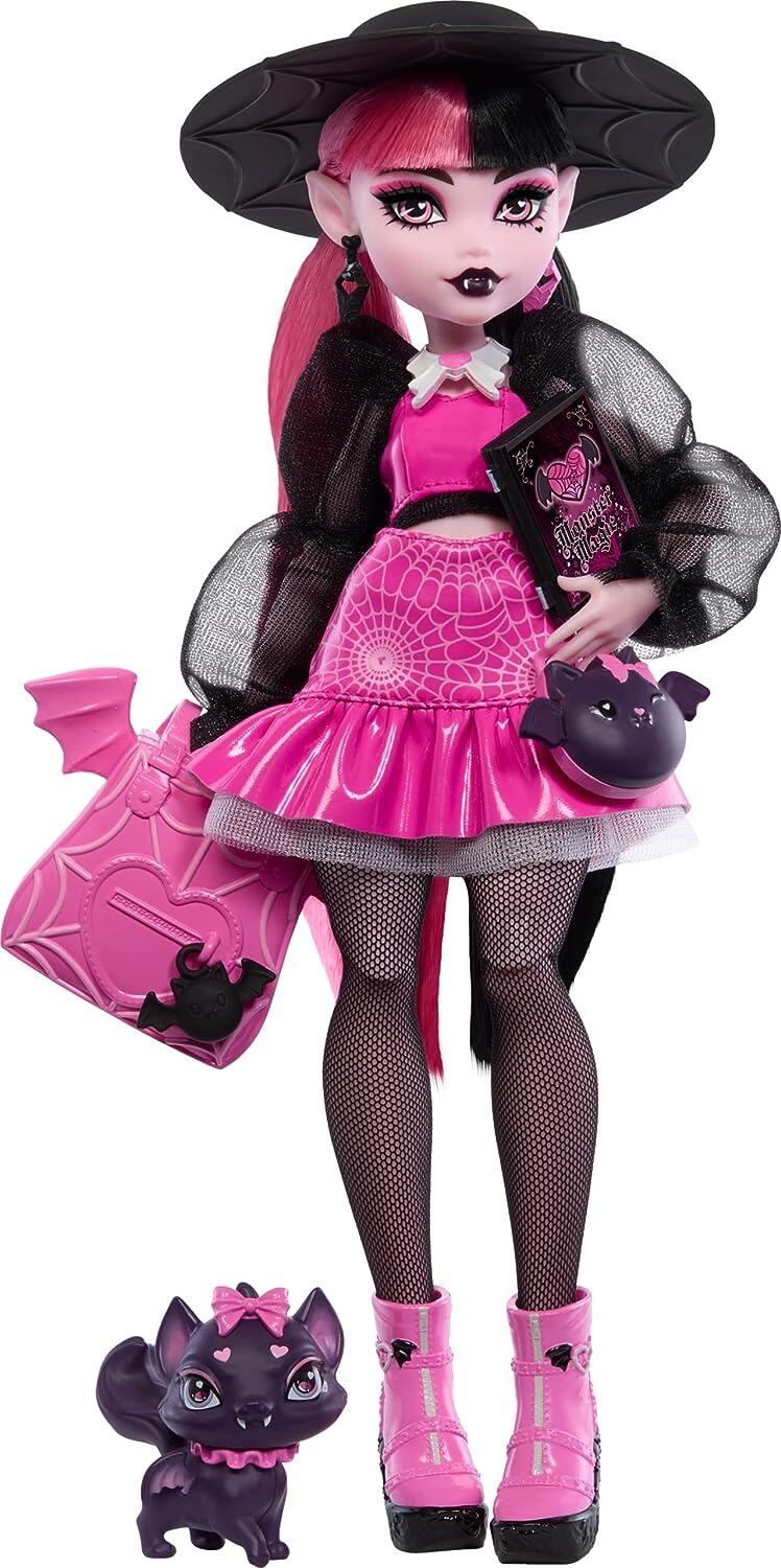 Monster High Draculaura Doll with Pet Bat-Cat Count Fabulous