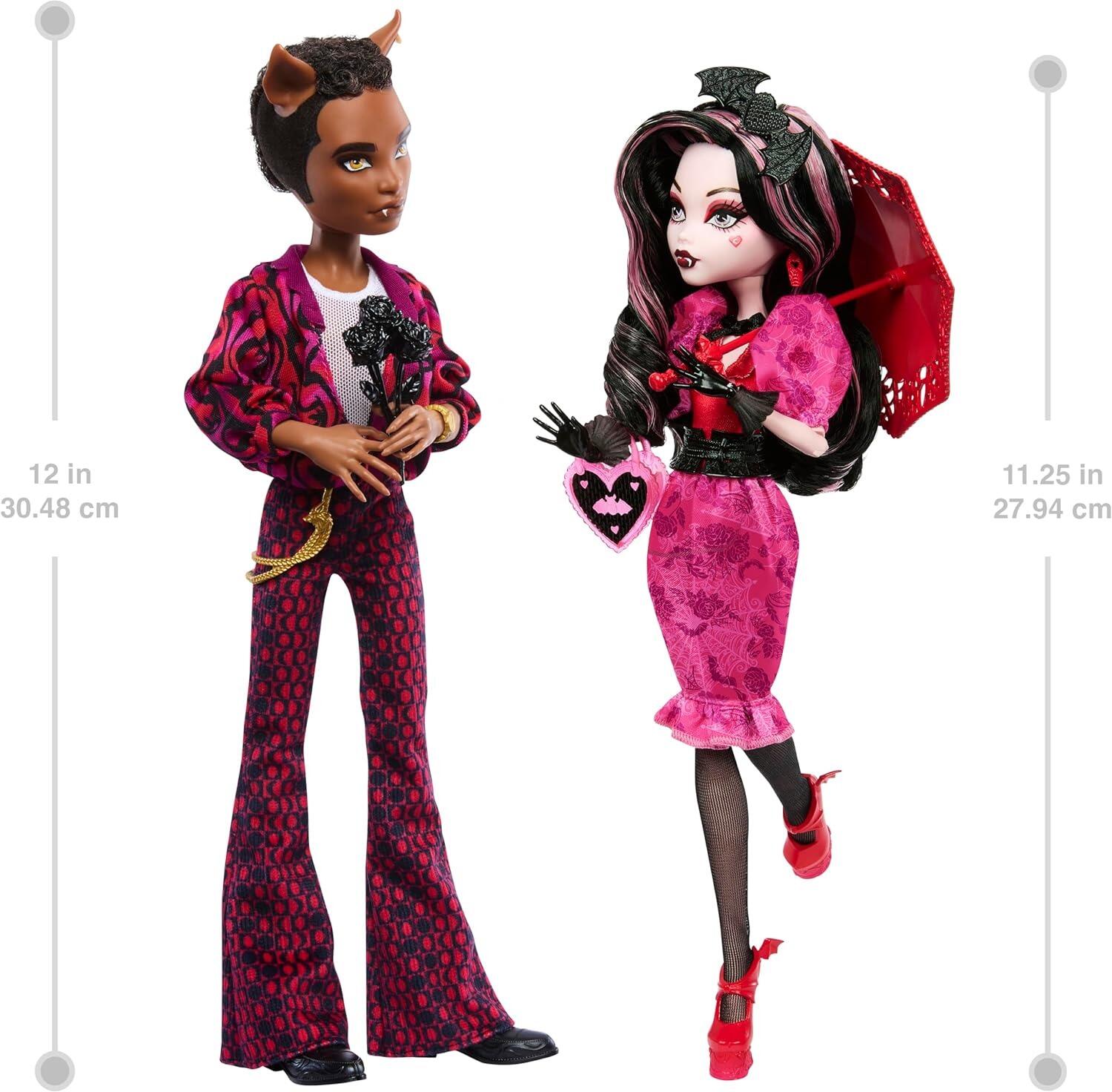 Monster High Dolls, Draculaura and Clawd Wolf Howliday Love Edition Collector Two-Pack