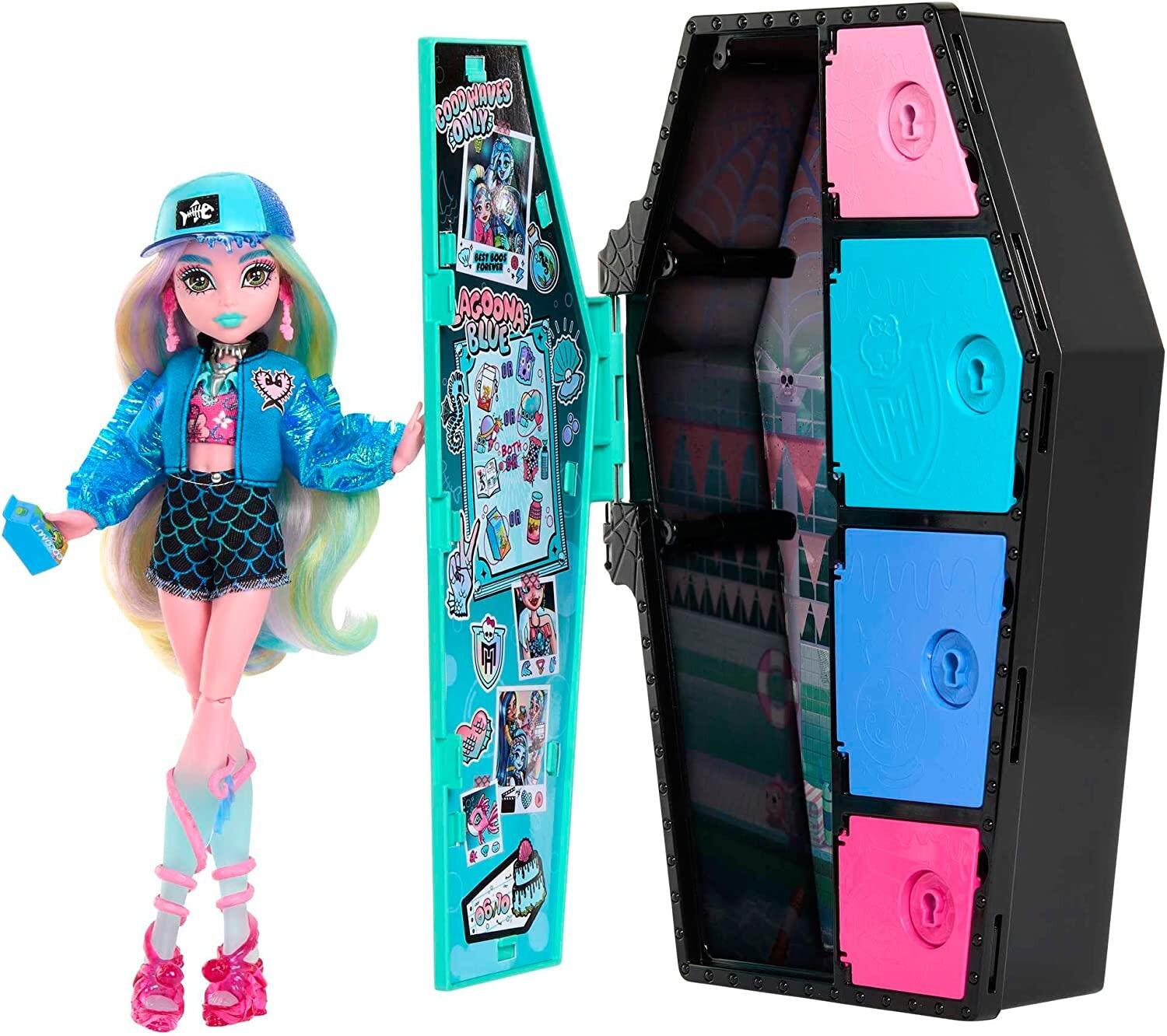 Monster High Doll and Fashion Set, Lagoona Blue with Dress-Up Locker and 19+ Accessories