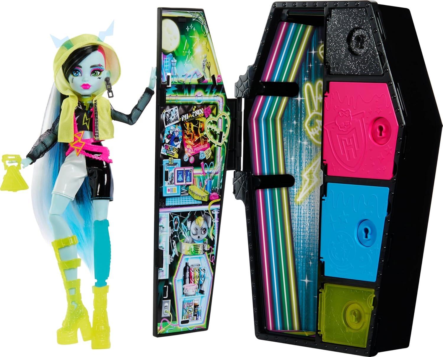 Monster High Doll and Fashion Set, Frankie Stein Doll, Skulltimate Secrets: Neon Frights