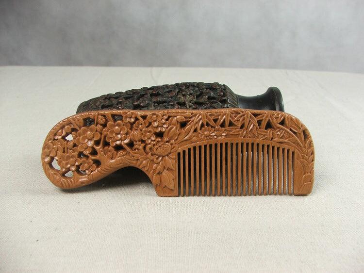 Natural Peach Wood Handmade Comb, with Decorative Carved Pattern