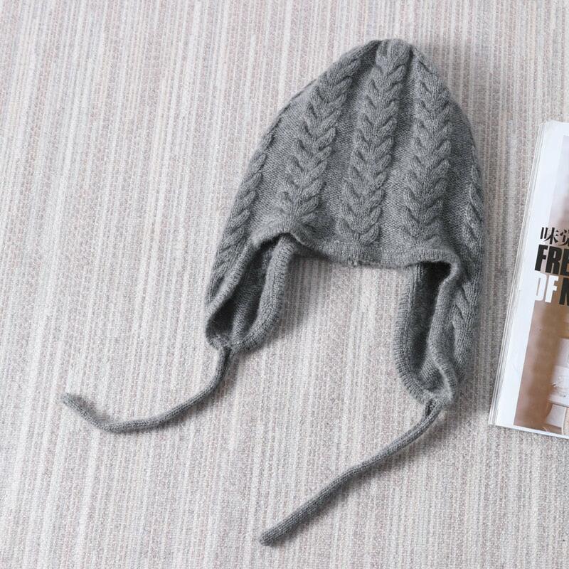 35% Wool 30% Cashmere 35% Viscose Knitted Hat Cable Knit  Earlaps Beanie